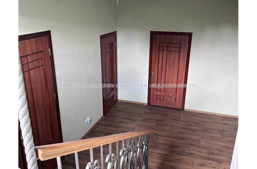 Продам будинок, Афанасьевская ул. , 346 м², 7.30 соток, капитальный ремонт 