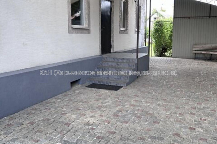 Продам будинок, Афанасьевская ул. , 346 м², 7.30 соток, капитальный ремонт 