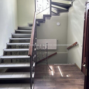 Продам будинок, Афанасьевская ул. , 346 м², 7.30 соток, капитальный ремонт 