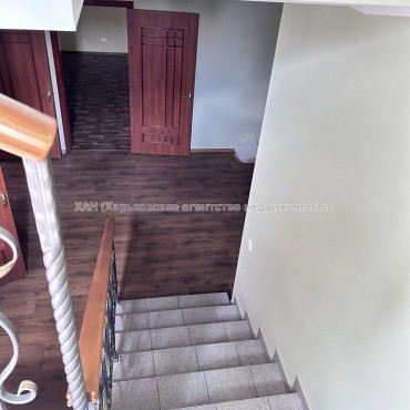 Продам дом, Афанасьевская ул. , 346 м², 7.30 сот., капитальный ремонт 