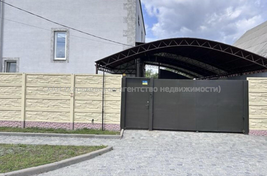 Продам будинок, Афанасьевская ул. , 346 м², 7.30 соток, капитальный ремонт 