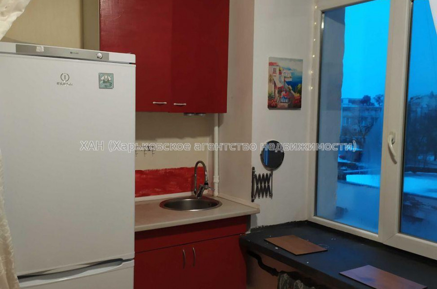 Продам квартиру, Кооперативная ул. , 1  ком., 12.10 м², косметический ремонт 