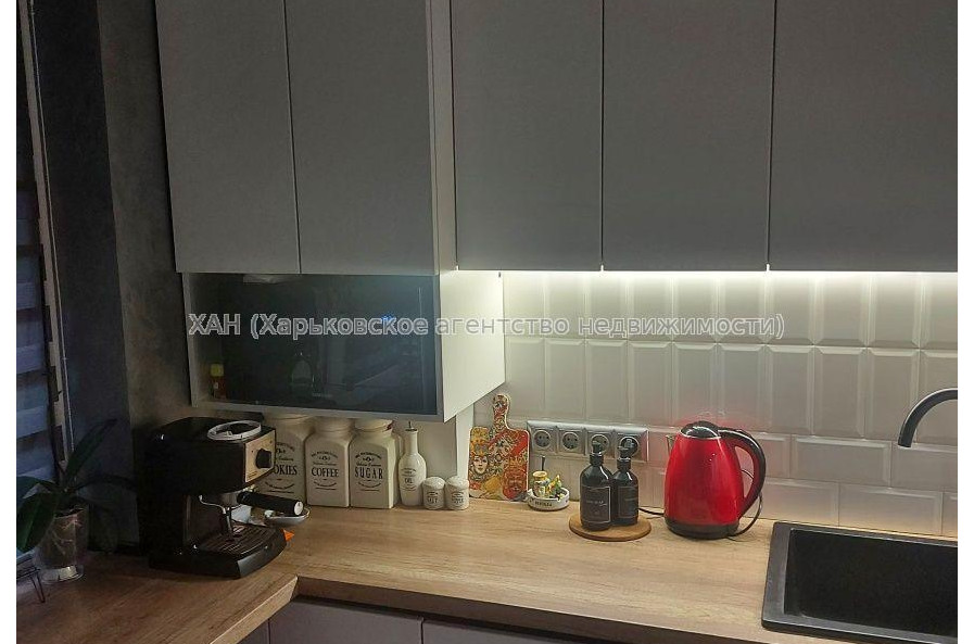 Продам квартиру, Байрона пр-т , 2 кім., 43 м², евроремонт 