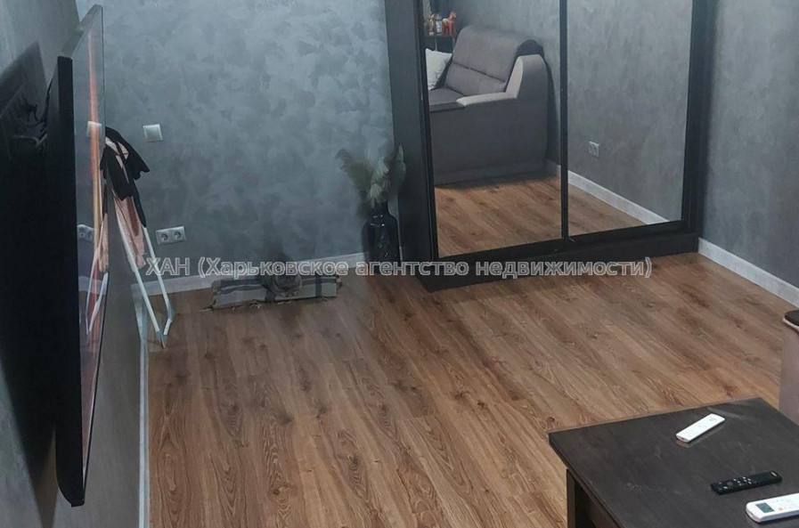 Продам квартиру, Байрона пр-т , 2 кім., 43 м², евроремонт 