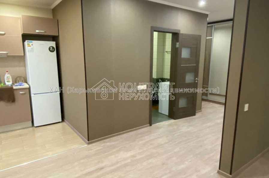 Продам квартиру, Гвардейцев Широнинцев ул. , 2 кім., 68 м², евроремонт 