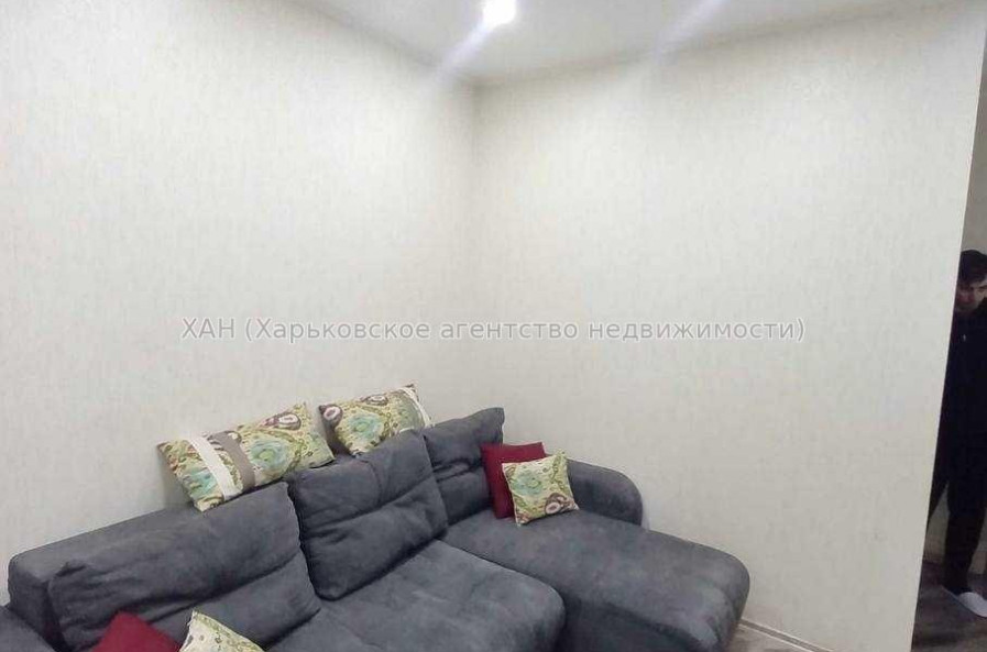 Продам квартиру, Непокоренных ул. , 2  ком., 68 м², евроремонт 