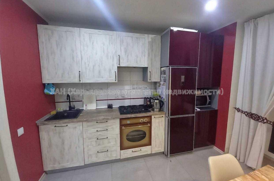 Продам квартиру, Непокоренных ул. , 2  ком., 68 м², евроремонт 