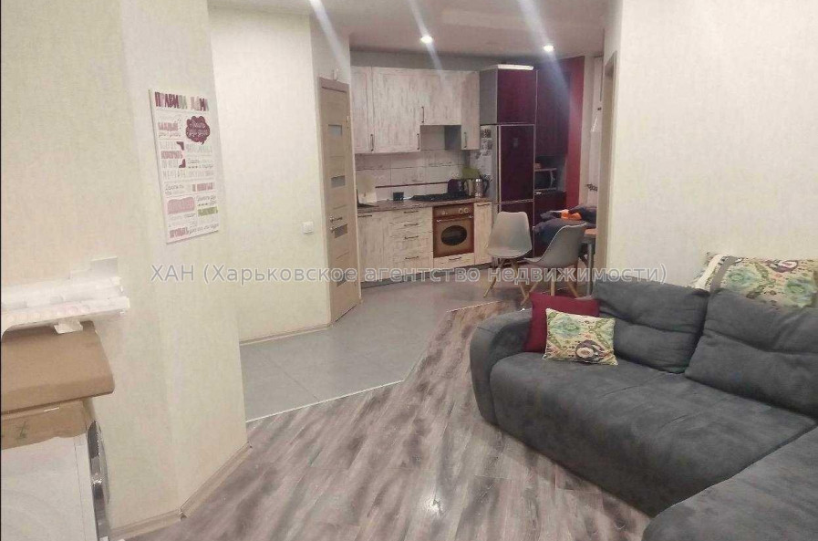 Продам квартиру, Непокоренных ул. , 2  ком., 68 м², евроремонт 