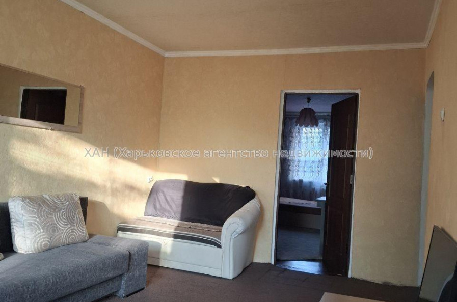 Здам квартиру, Непокоренных ул. , 2 кім., 45 м², косметический ремонт 