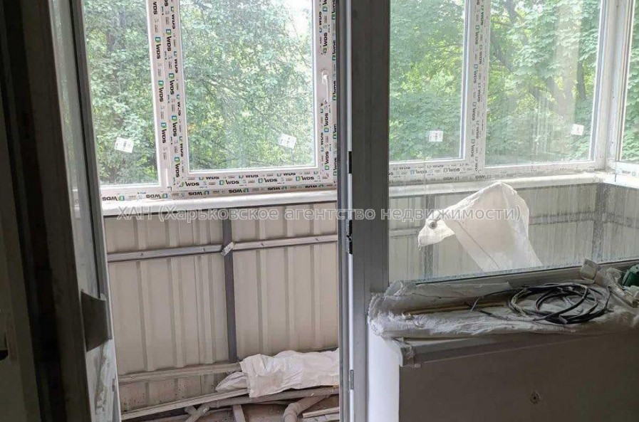 Продам квартиру, Бучмы ул. , 2 кім., 48.40 м², без отделочных работ 