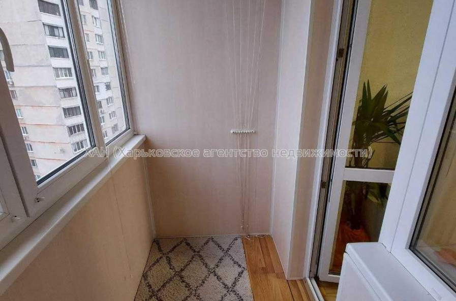 Продам квартиру, Соборности Украины ул. , 3  ком., 66 м², авторский дизайн 