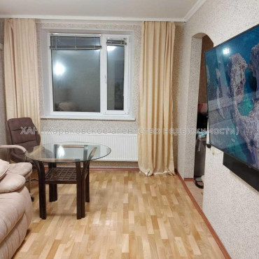 Продам квартиру, Соборности Украины ул. , 3  ком., 66 м², авторский дизайн 