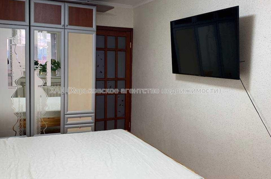 Продам квартиру, Соборности Украины ул. , 3  ком., 66 м², авторский дизайн 