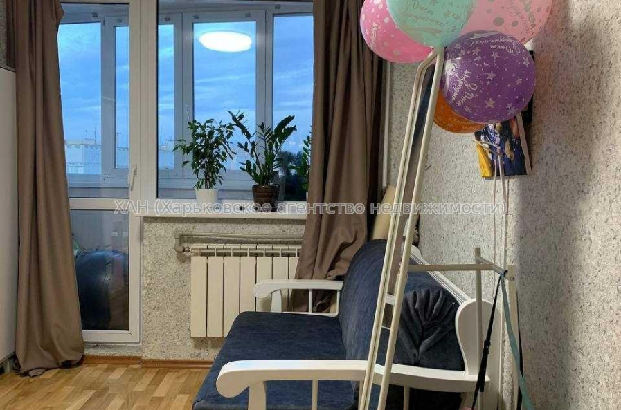 Продам квартиру, Соборности Украины ул. , 3  ком., 66 м², авторский дизайн 