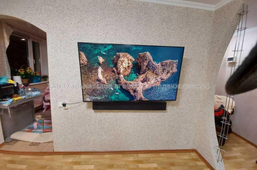 Продам квартиру, Соборности Украины ул. , 3  ком., 66 м², авторский дизайн 