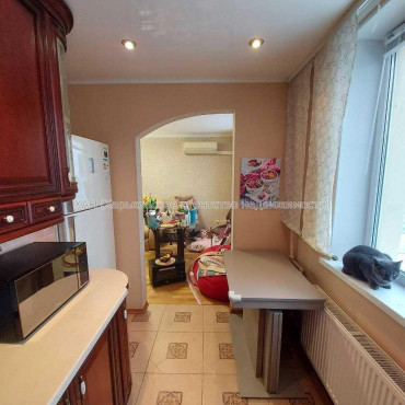 Продам квартиру, Соборности Украины ул. , 3  ком., 66 м², авторский дизайн 