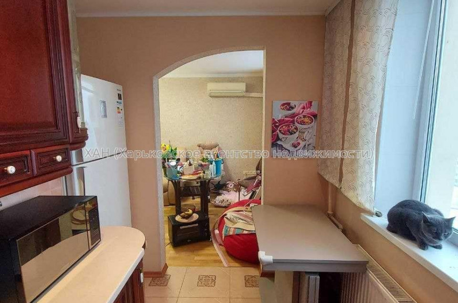 Продам квартиру, Соборности Украины ул. , 3  ком., 66 м², авторский дизайн 