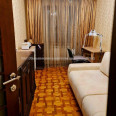 Продам квартиру, Светлая ул. , 3  ком., 84 м², капитальный ремонт 