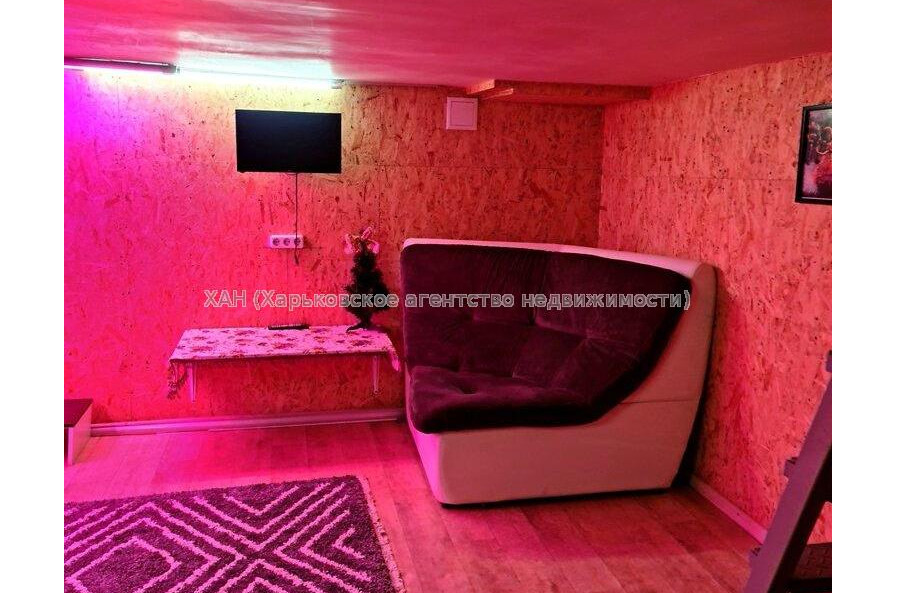 Продам квартиру, Светлая ул. , 3  ком., 84 м², капитальный ремонт 
