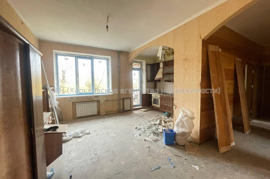 Продам квартиру, Проскуры ул. , 3  ком., 85 м², частичный ремонт 