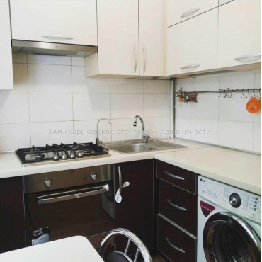 Продам квартиру, Астрономическая ул. , 3  ком., 63 м², евроремонт 