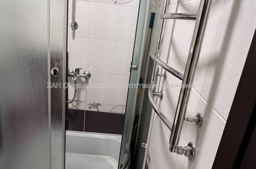 Продам квартиру, Астрономическая ул. , 3 кім., 63 м², евроремонт 