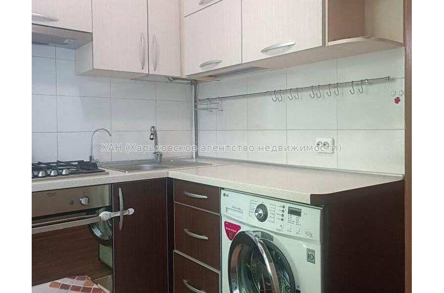 Продам квартиру, Астрономическая ул. , 3  ком., 63 м², евроремонт 