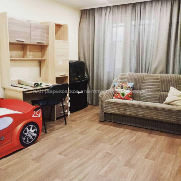 Продам квартиру, Астрономическая ул. , 3  ком., 63 м², евроремонт 