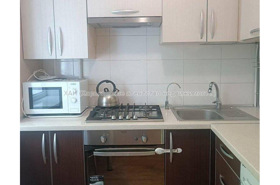 Продам квартиру, Астрономическая ул. , 3  ком., 63 м², евроремонт 
