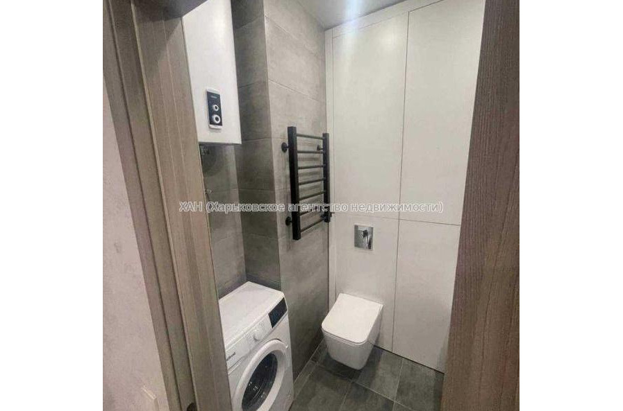 Продам квартиру, Мира ул. , 2 кім., 51 м², капитальный ремонт 