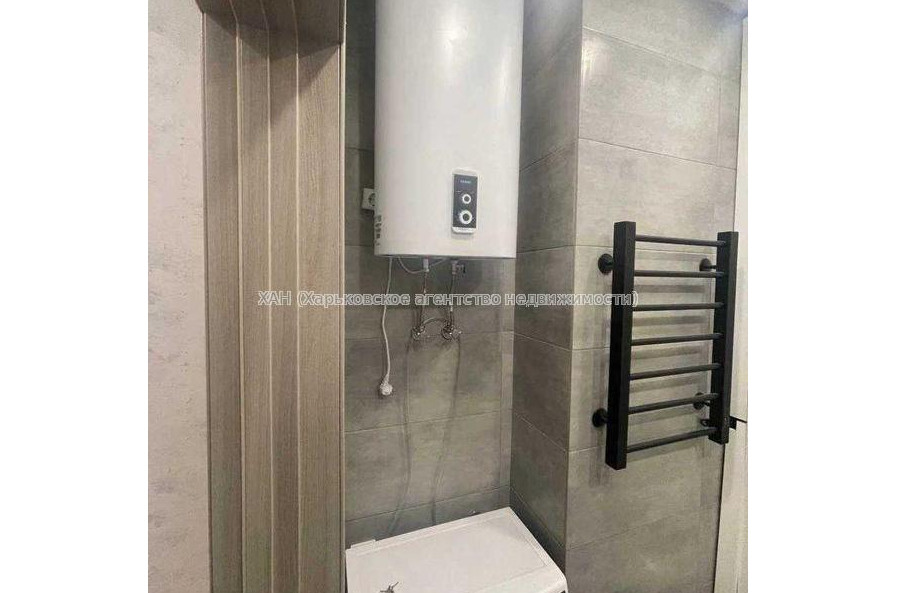 Продам квартиру, Мира ул. , 2 кім., 51 м², капитальный ремонт 