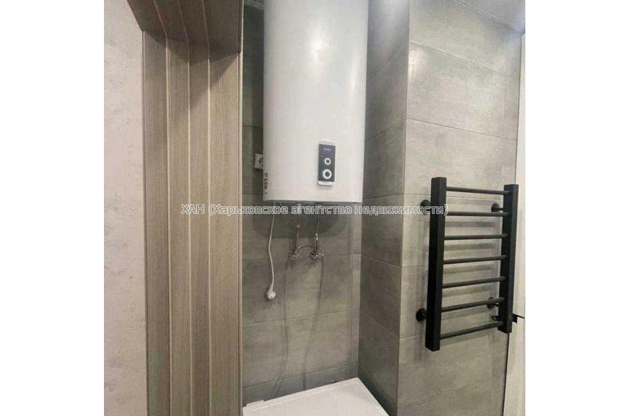 Продам квартиру, Мира ул. , 2 кім., 51 м², капитальный ремонт 