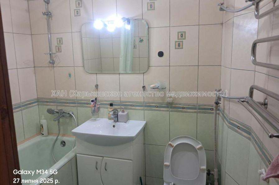 Продам квартиру, Непокоренных ул. , 2  ком., 47 м², косметический ремонт 