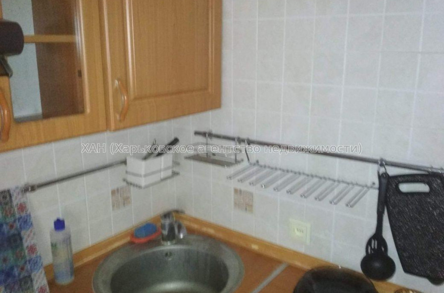 Продам квартиру, Юрия Паращука ул. , 3 кім., 60 м², советский ремонт 