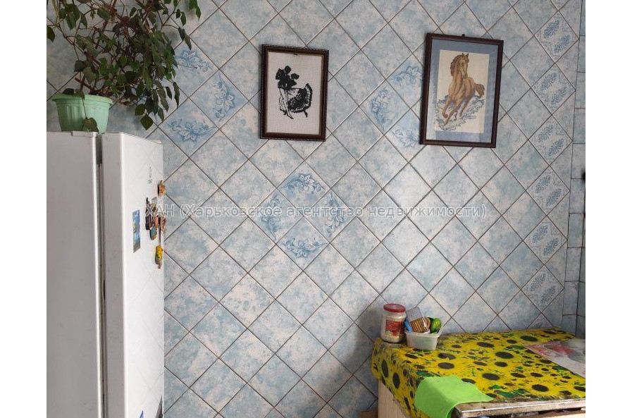 Продам квартиру, Ильи Коваля ул. , 3 кім., 65 м², советский ремонт 