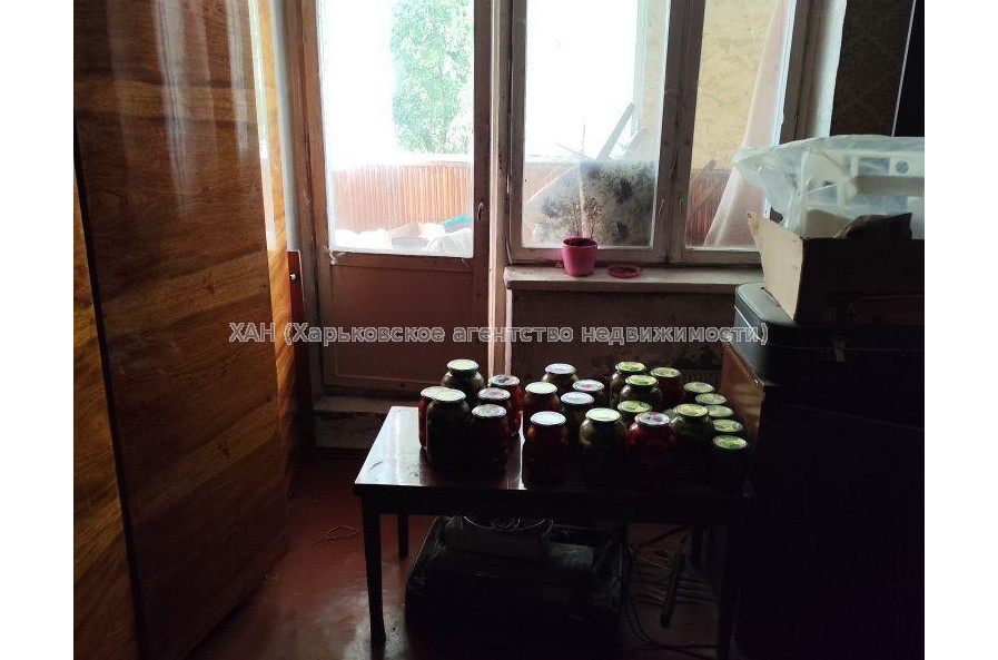 Продам квартиру, Ильи Коваля ул. , 3 кім., 65 м², советский ремонт 