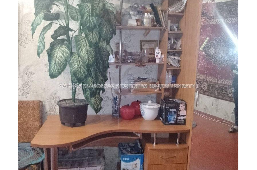 Продам квартиру, Каденюка ул. , 3 кім., 65.70 м², косметический ремонт 