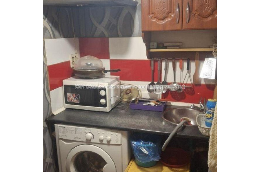 Продам квартиру, Ковтуна ул. , 1  ком., 14 м², косметический ремонт 