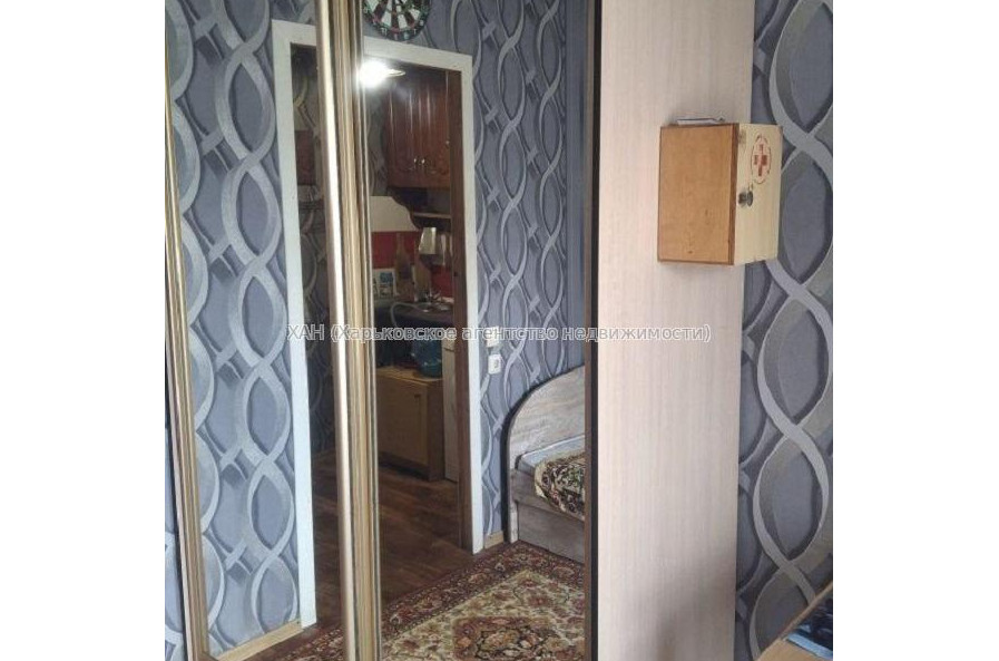 Продам квартиру, Ковтуна ул. , 1  ком., 14 м², косметический ремонт 