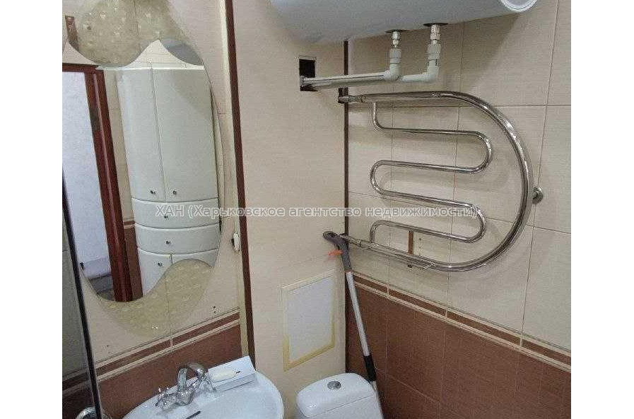 Продам квартиру, Деревянко ул. , 2 кім., 43 м², советский ремонт 