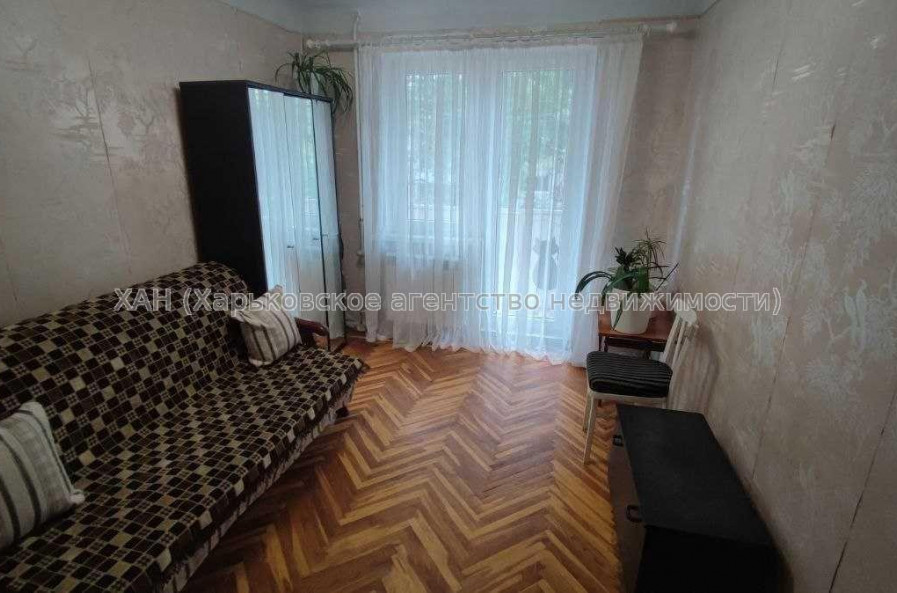 Продам квартиру, Деревянко ул. , 2 кім., 43 м², советский ремонт 
