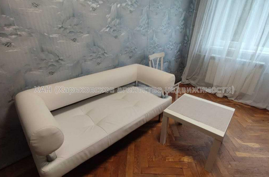 Продам квартиру, Деревянко ул. , 2 кім., 43 м², советский ремонт 
