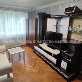 Продам квартиру, Деревянко ул. , 2 кім., 43 м², советский ремонт