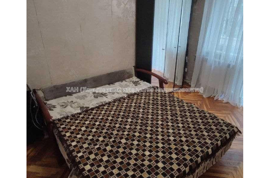 Продам квартиру, Деревянко ул. , 2 кім., 43 м², советский ремонт 