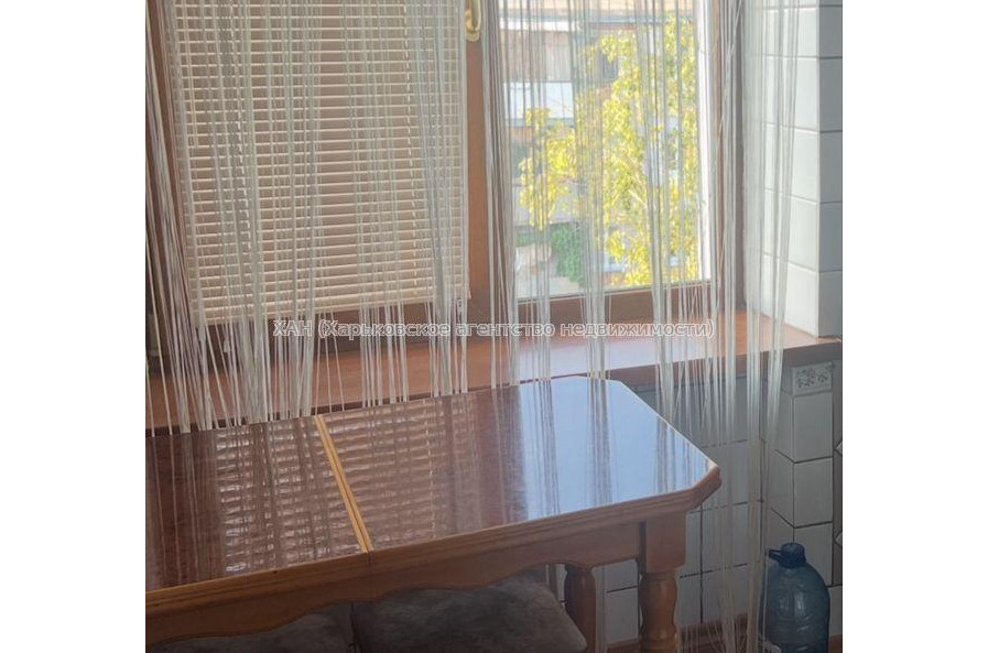 Сдам квартиру, 2  ком., 52 м², косметический ремонт 