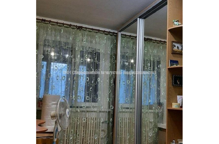 Продам квартиру, Непокоренных ул. , 2 кім., 43.50 м², советский ремонт 