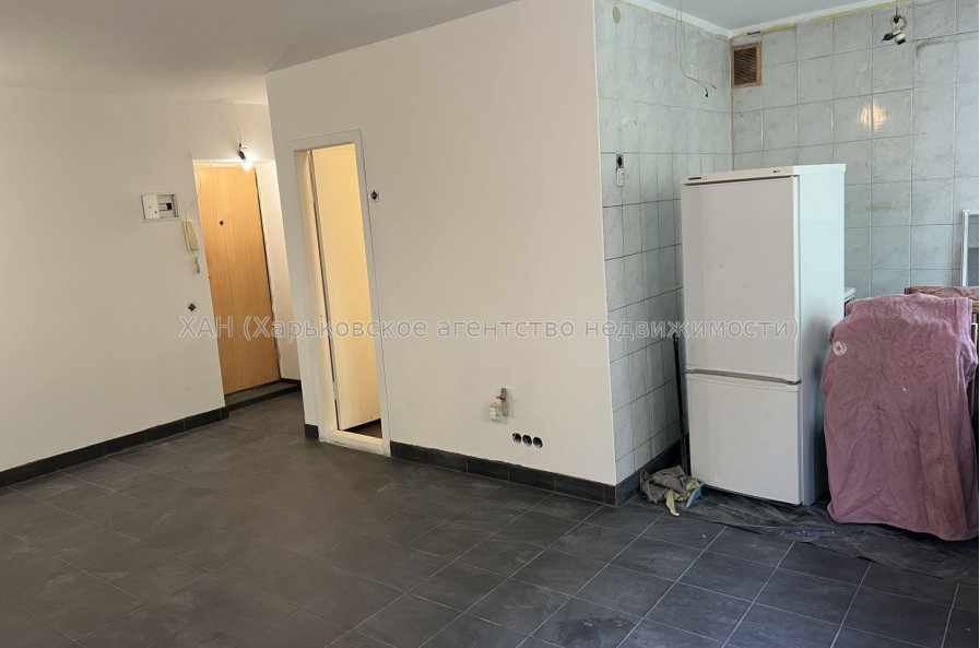 Продам квартиру, Курчатова просп. , 2 кім., 45 м², советский ремонт 