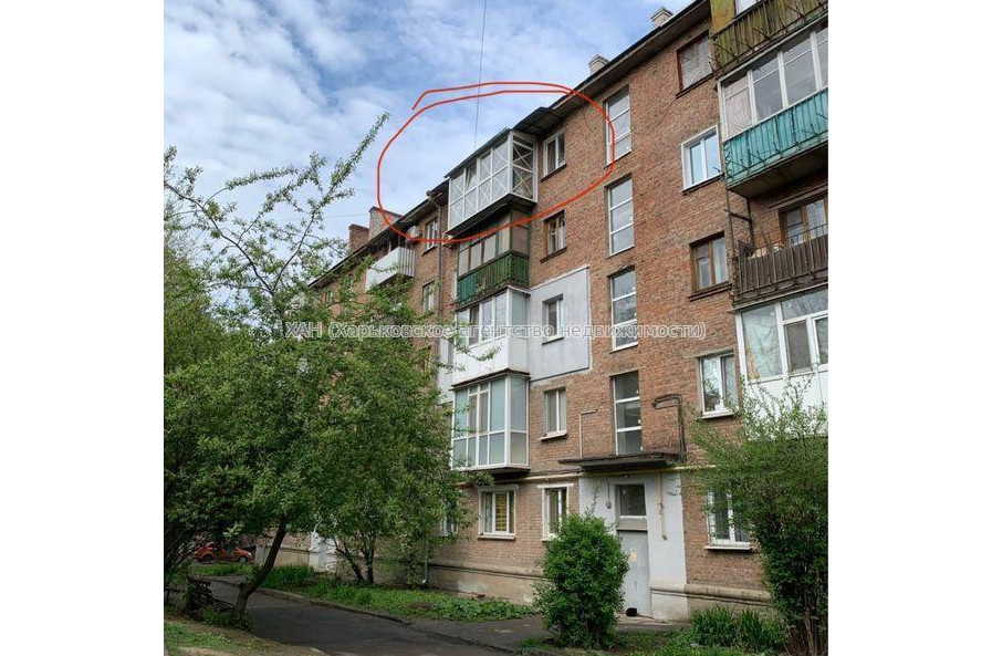 Продам квартиру, Верховский пер. , 3 кім., 60 м², советский ремонт 