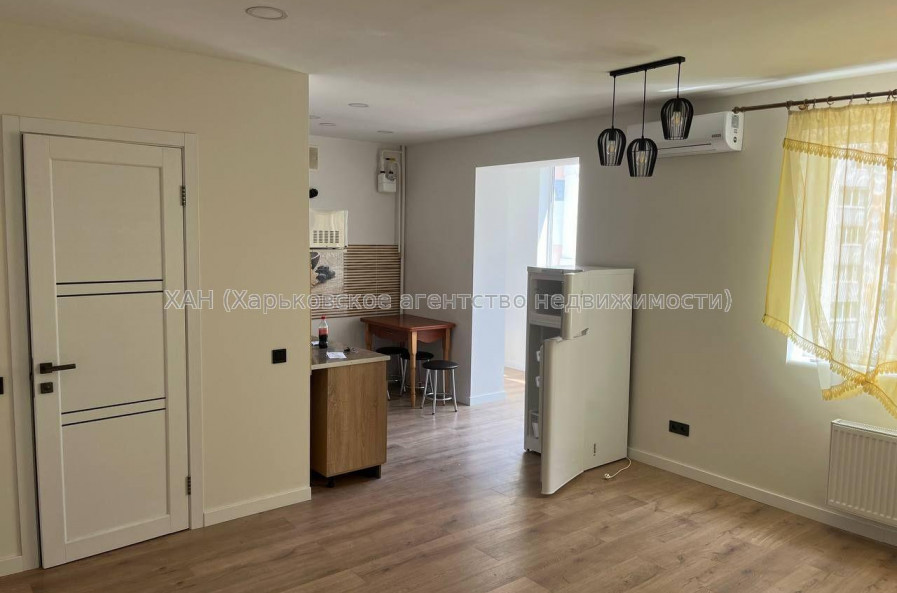 Продам квартиру, Домостроительная ул. , 1  ком., 50 м², капитальный ремонт 
