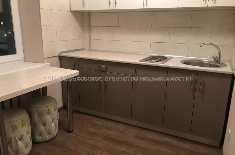 Продам квартиру, Кооперативная ул. , 1  ком., 30 м², евроремонт 